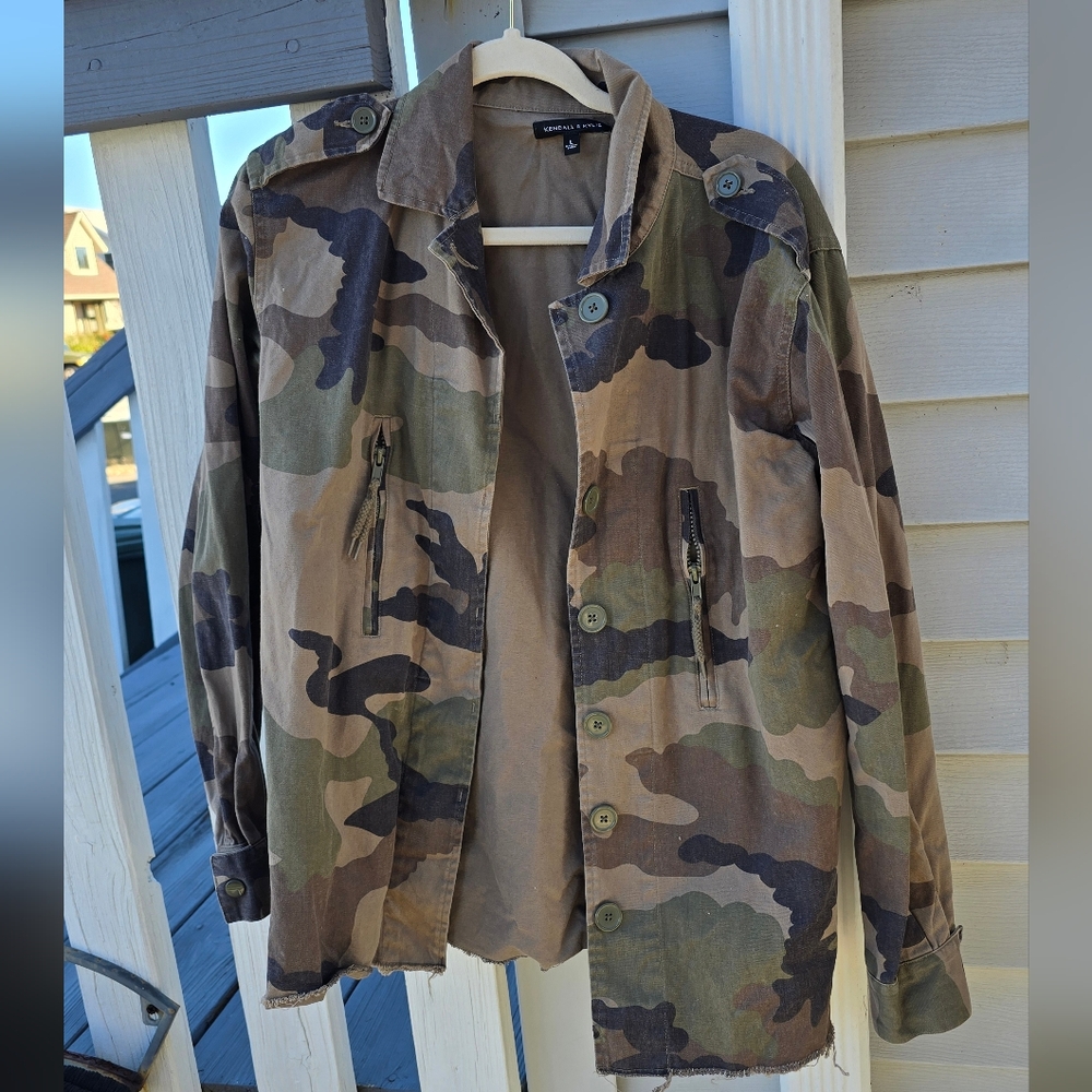 Camouflage Button Jacket